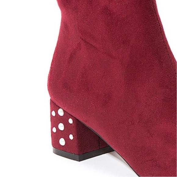 ๐ฟ๐ Vegan Suede โ Pearl Embellish Bootie โ Wine - Picture 3 of 8